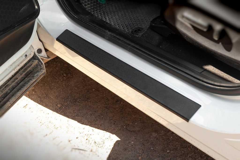 ABS Door Sill Protectors DDU (4 pcs, plastic) for Honda eNP1 2022- - image 2