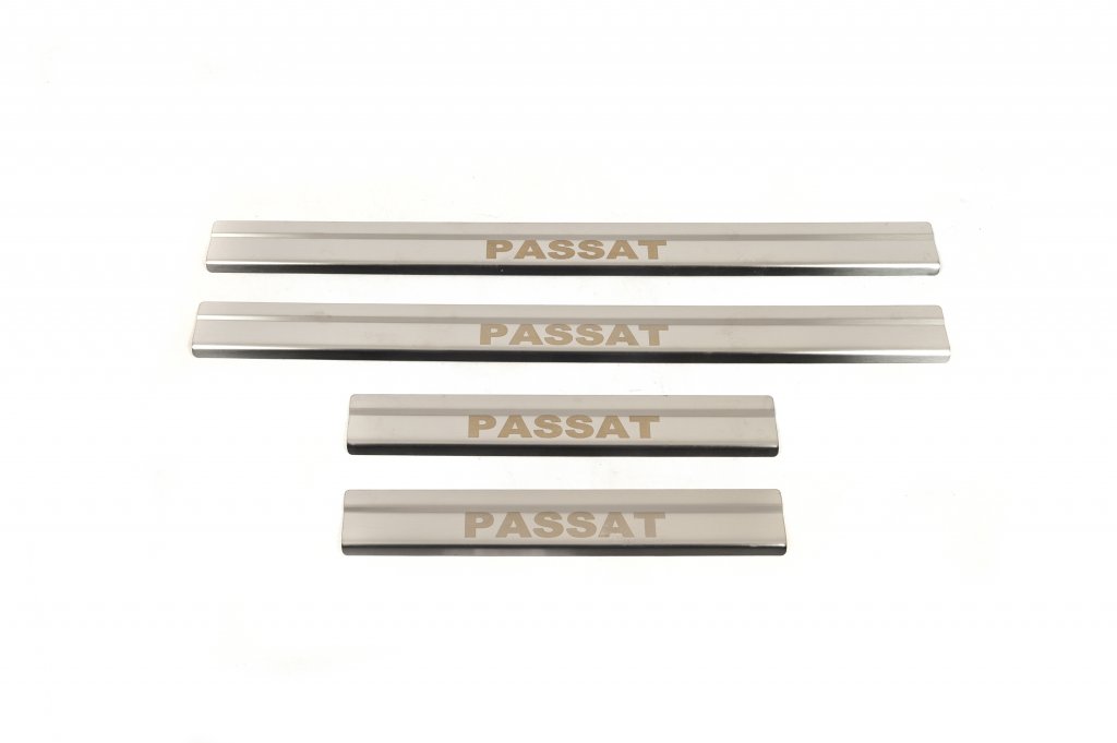 Door Sill Protectors Carmos V2 (4 pcs, Stainless Steel) for Volkswagen Passat СС 2008-2017 - image 1