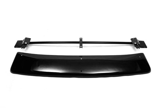 The visor on the windshield (gloss black, 5mm) for Mitsubishi L200 1996-2006 - Reelken Auto