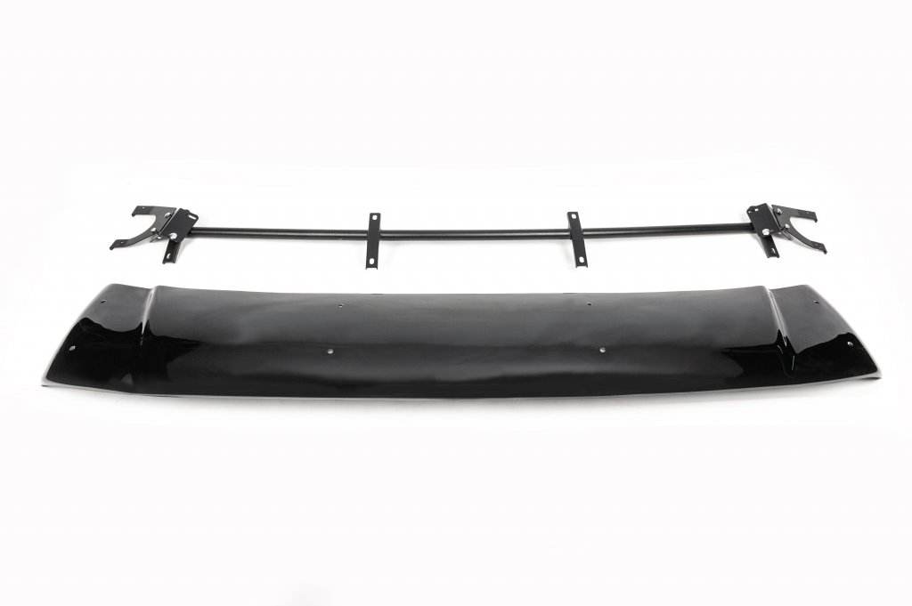 The visor on the windshield (gloss black, 5mm) for Volkswagen T4 Caravelle/Multivan - Reelken Auto