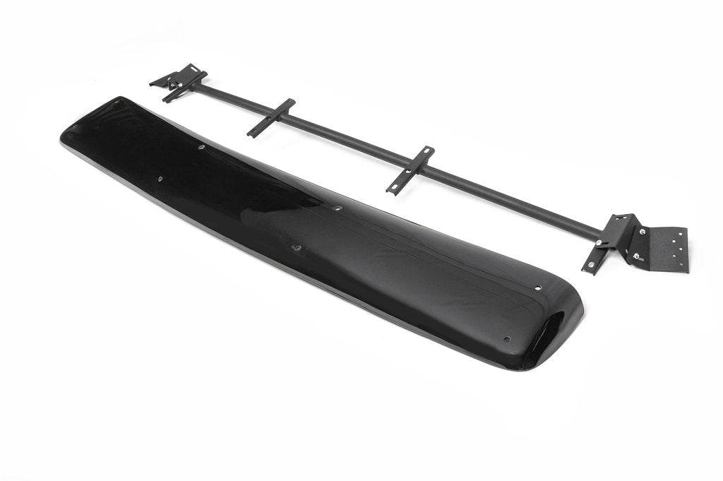 The visor on the windshield (gloss black, 5mm) for Volkswagen Caddy 2010-2015 - Reelken Auto