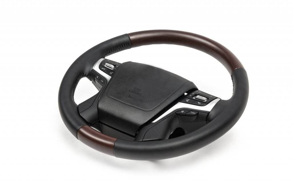 Steering wheel assembly (dark wood) for Toyota Land Cruiser 200 - Reelken Auto
