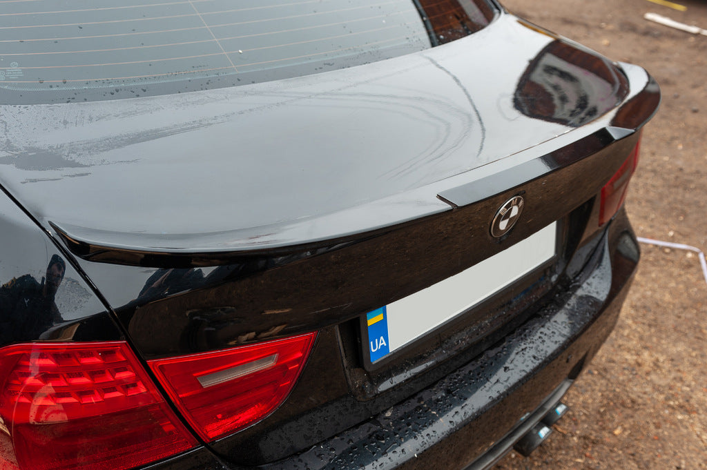 M4-Style Spoiler (for E90, primed for painting) for BMW 3 Series E90/E91 2005-2011 - image 2