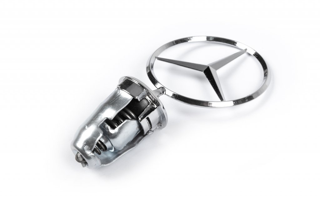 Emblem Target (no lettering) for Mercedes S-сlass W140 1991-1998 - image 1