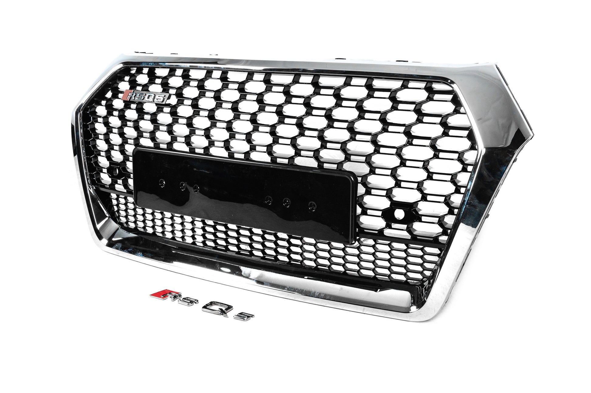 Front Grille RSQ-Style without Logo (2017-2020, black with chrome) for Audi Q5 2017-2025 - image 2