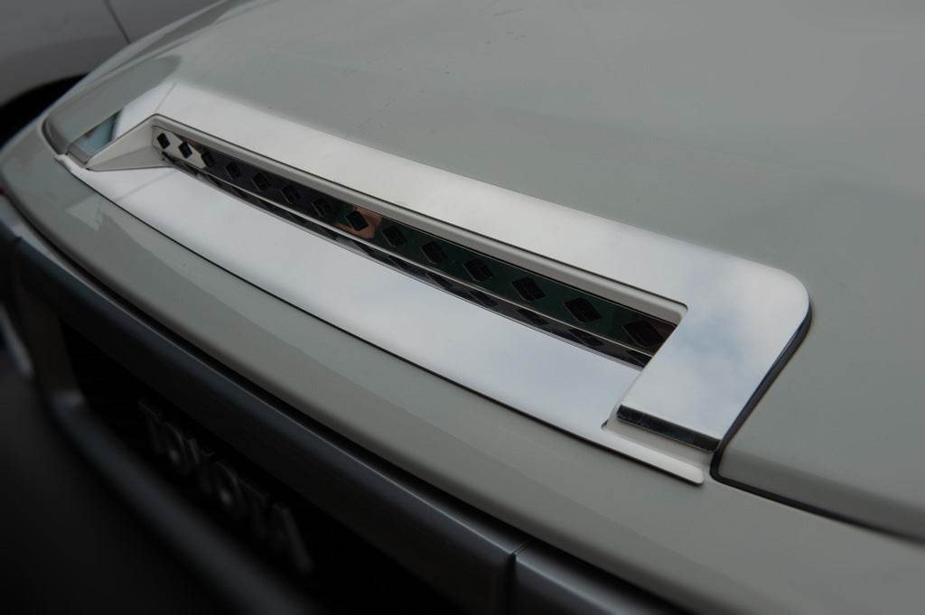 Chrome caps on the hood (stainless steel) for Toyota FJ Cruiser - Reelken Auto