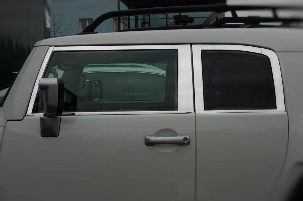 A set of window moldings (stainless steel, 16 pcs.) for Toyota FJ Cruiser - Reelken Auto