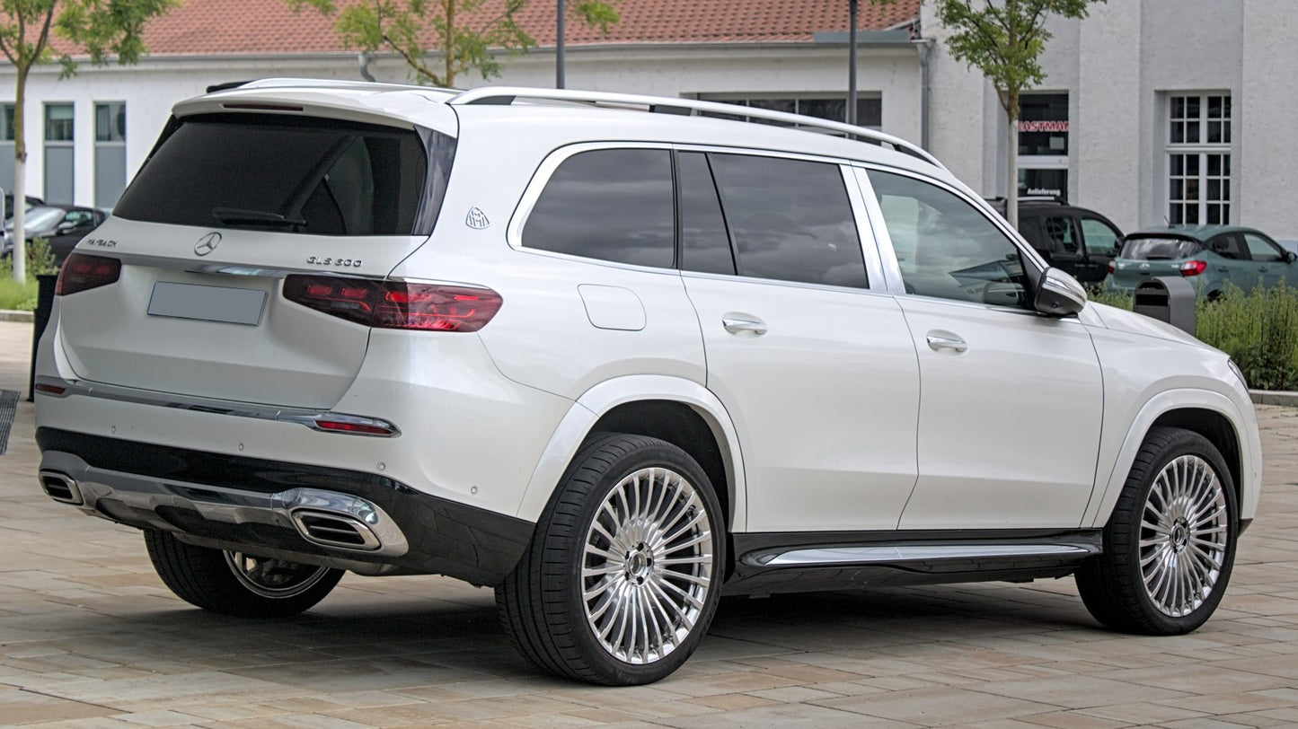 Rear bumper with diffuser Maybach GLS600 (2025-Design) for Mercedes GLS X167 2019- - image 1