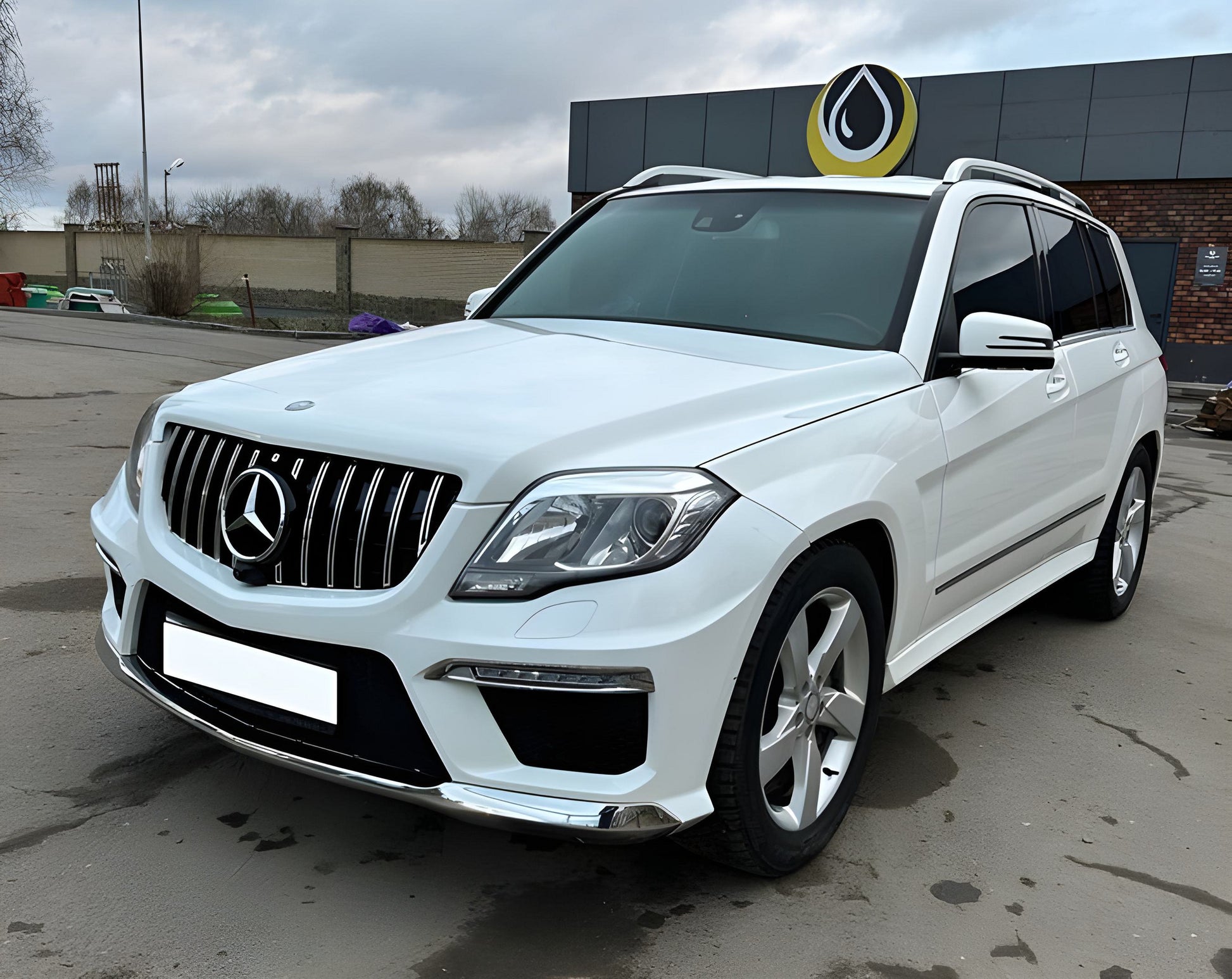 Front Bumper AMG-Style for Mercedes GLK сlass X204 2008-2015 - image 4
