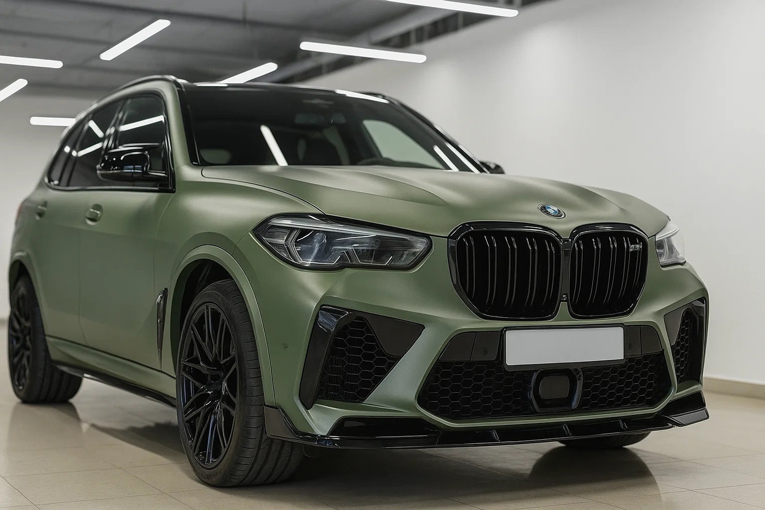 Body kit for X5M F95 Paradigm Black Knight (2018-2022) for BMW X5 G05 2019- - image 1