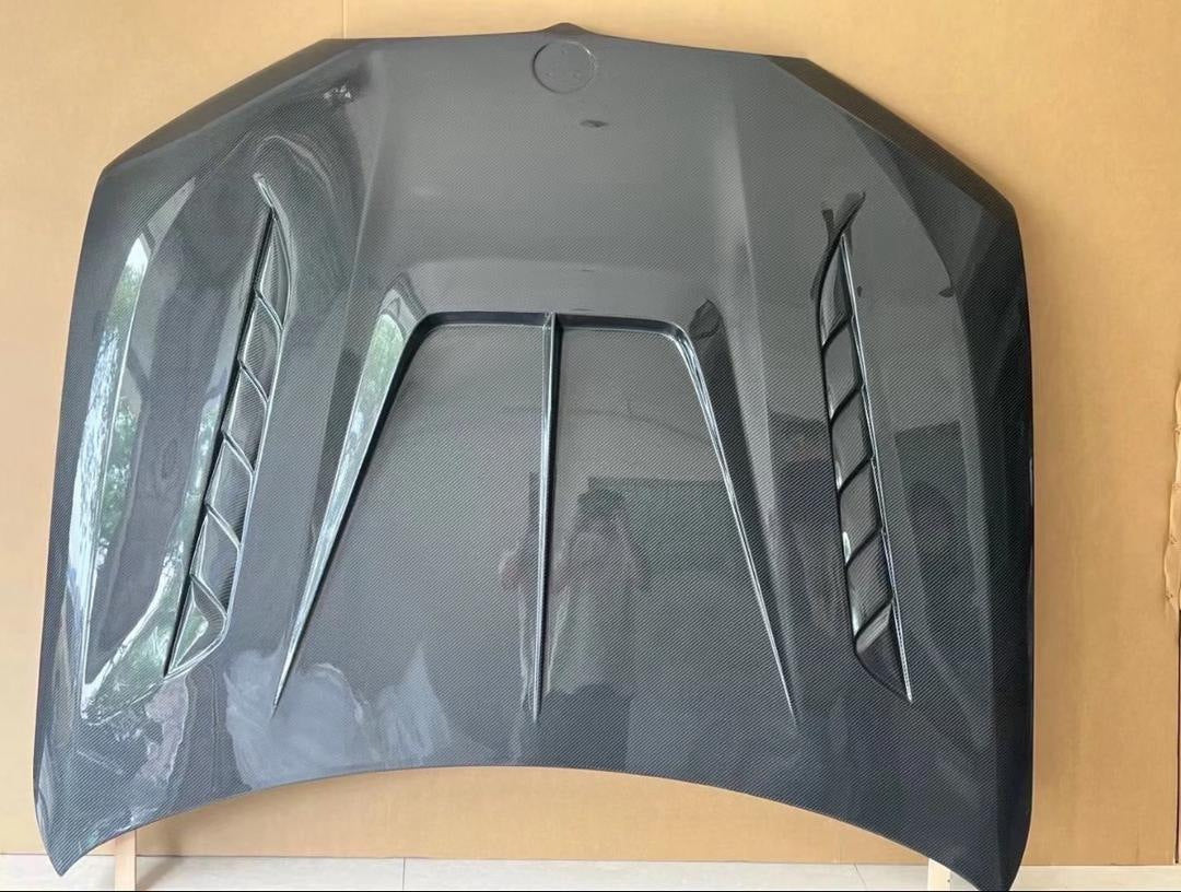 Hood (Carbon) for BMW X7 G07 2019- - image 3