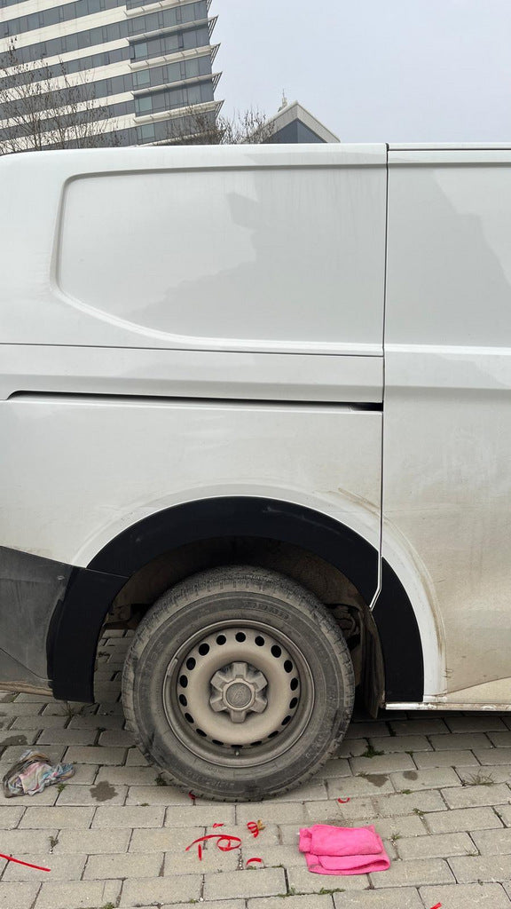 Wide fender flares (4 pcs, black) for Ford Custom 2023- - image 3