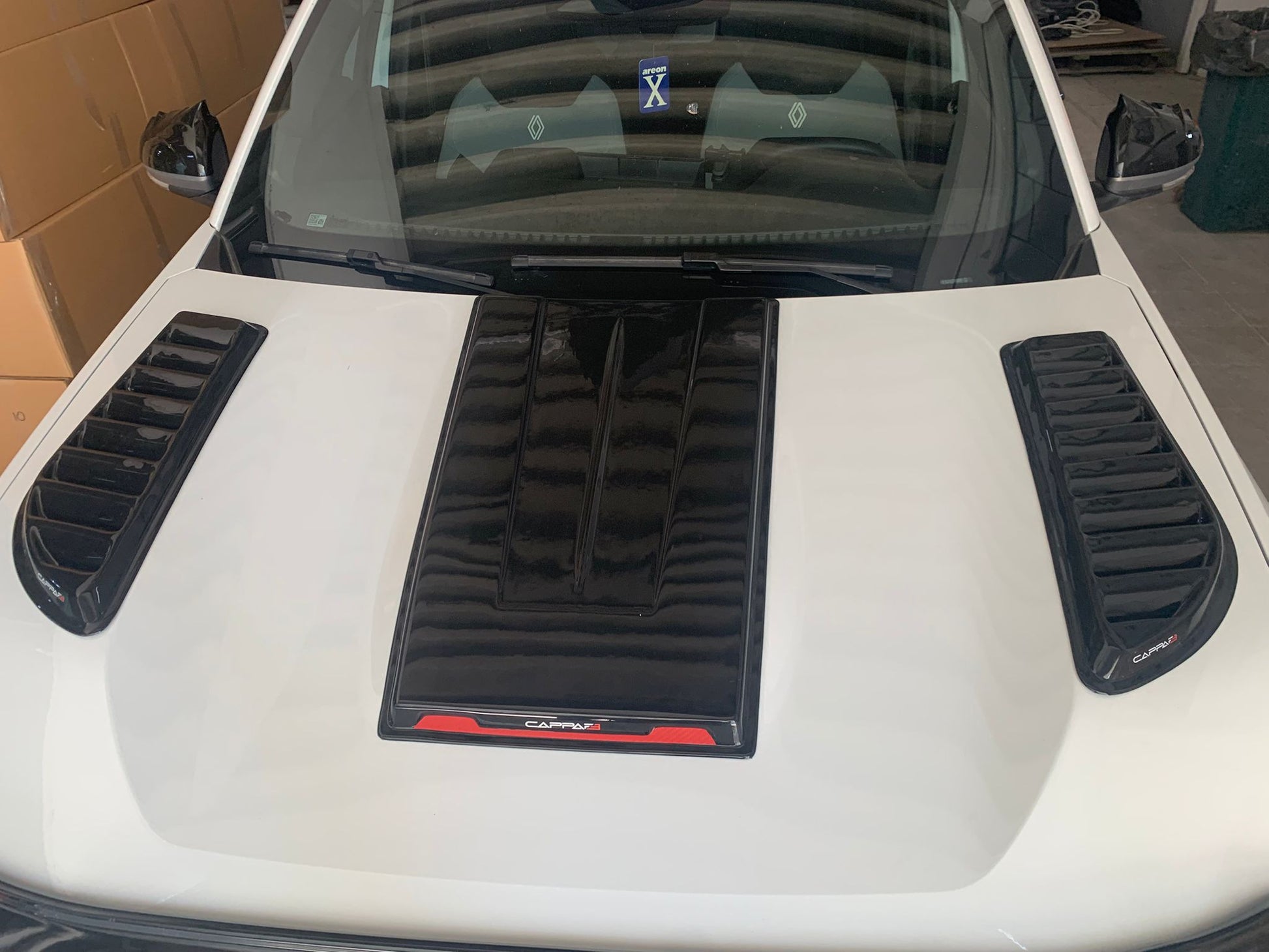 Hood Scoop (Gloss) for Dacia Duster 2024- - image 1