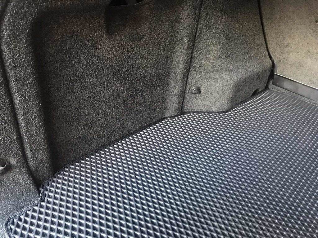 A cargo Mat (EVA black) for Range Rover III L322 2002-2012 - Reelken Auto