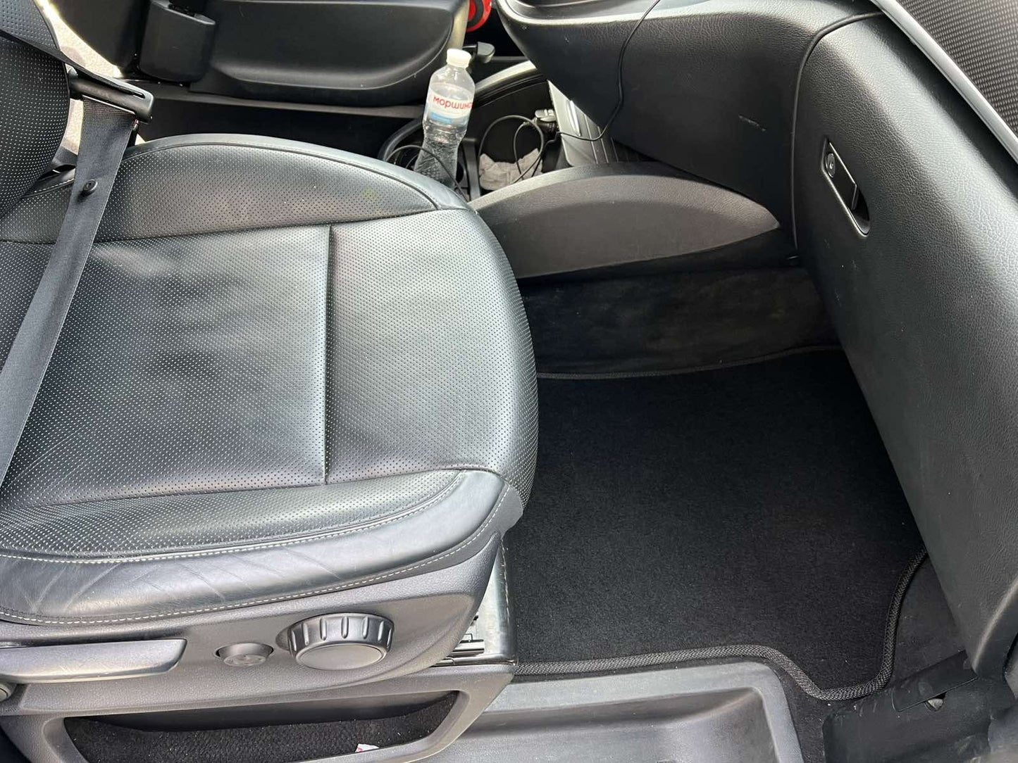 Premium textile rugs (black) for Mercedes Vito / V-class W447 2014↗ year - image 1