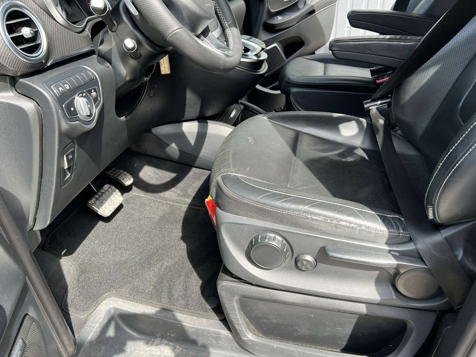 Textile Floor Mats Premium (black) for Mercedes Vito/V-class W447 2014- - image 2