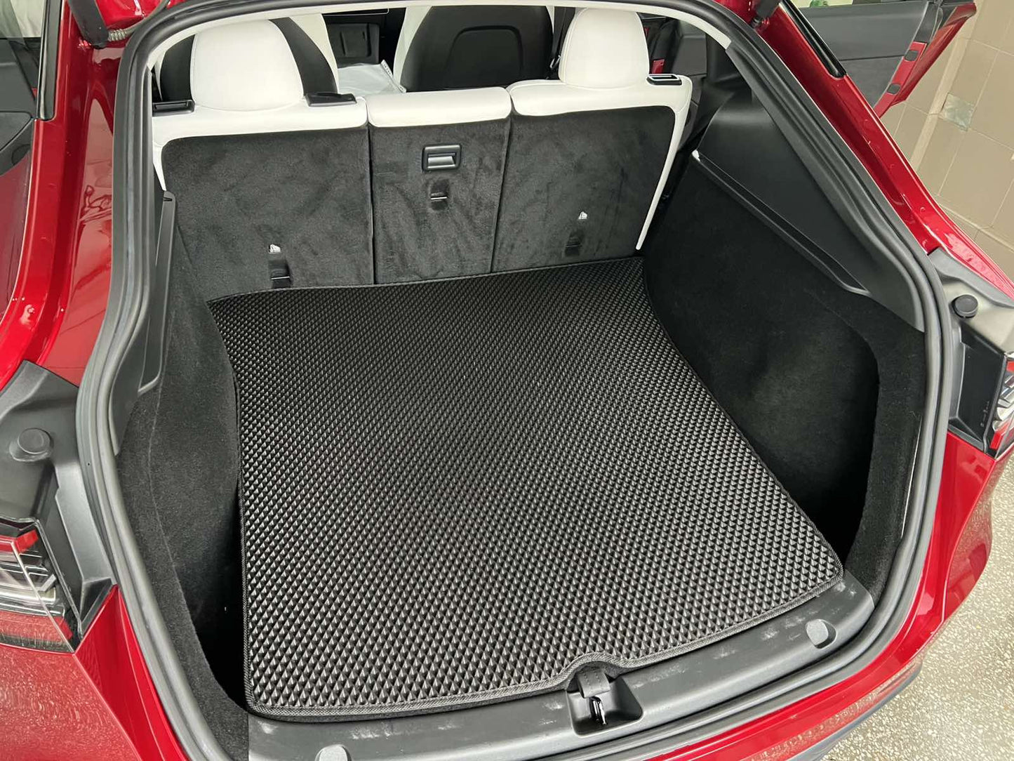 EVA Trunk Mat (5-Seater, Black) for Tesla Model Y 2020- - image 2