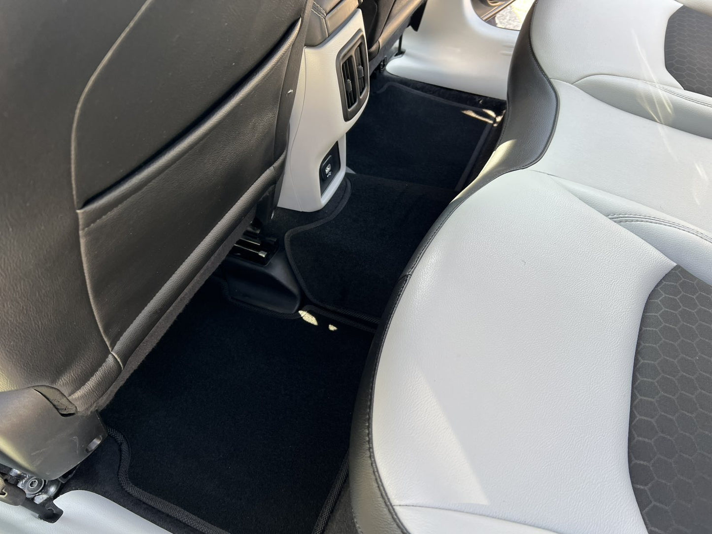 Textile Floor Mats Premium (Black) for Jeep Compass 2016- - image 4