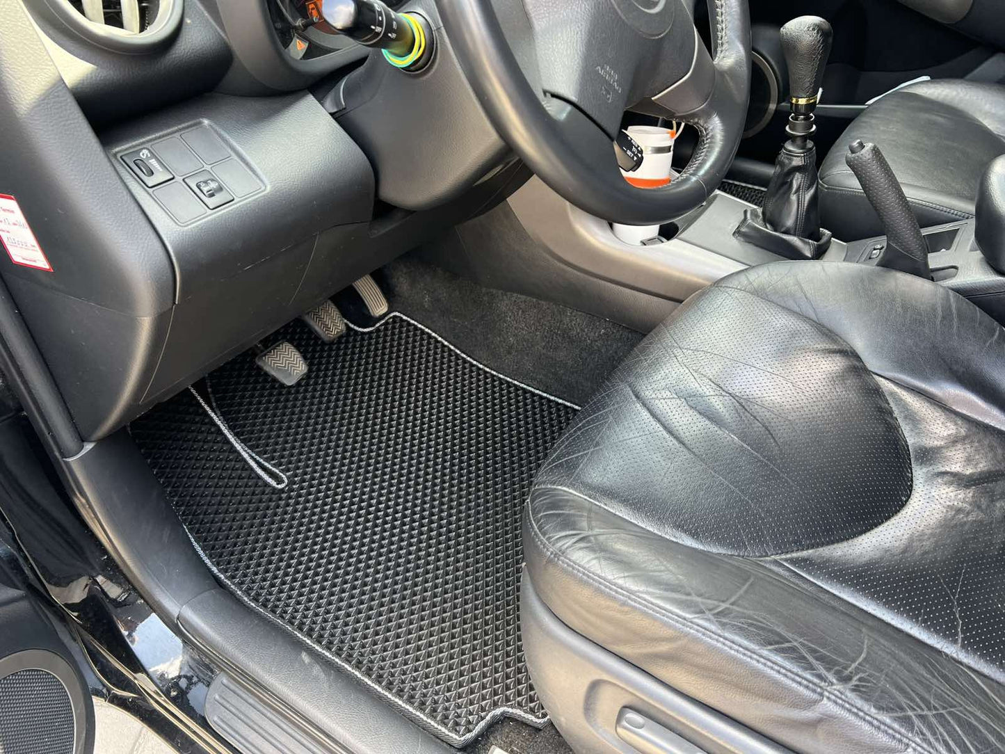 EVA Floor Mats (black) for Toyota Rav 4 2006-2013 - image 1