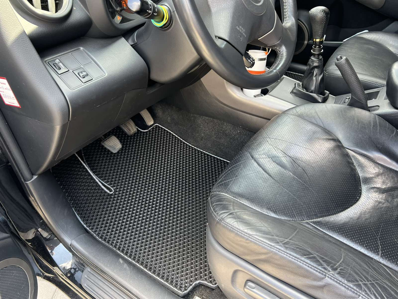 EVA Floor Mats (black) for Toyota Rav 4 2006-2013 - image 1